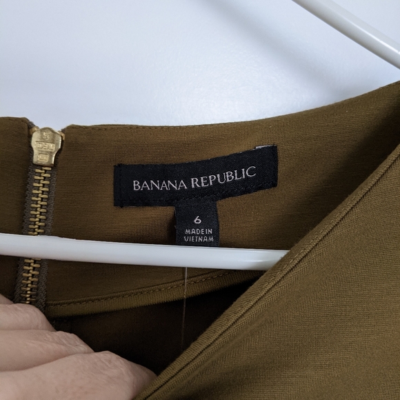 REDUCED BANANA REPUBLIC Fitted Midi Dress - Picture 2 of 8